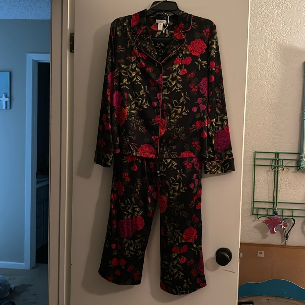 Women’s 2piece Ambrielle Pajama set